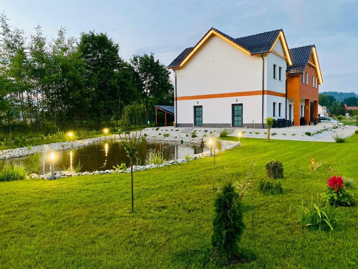 Wonder Home - Apartamenty Halo Karkonosze Z Ogrodem, Sezonowym Basenem, Placem Zabaw I Widokiem Na Sniezke - Zlokalizowane Blisko Karpacza ミスワコビツェ エクステリア 写真