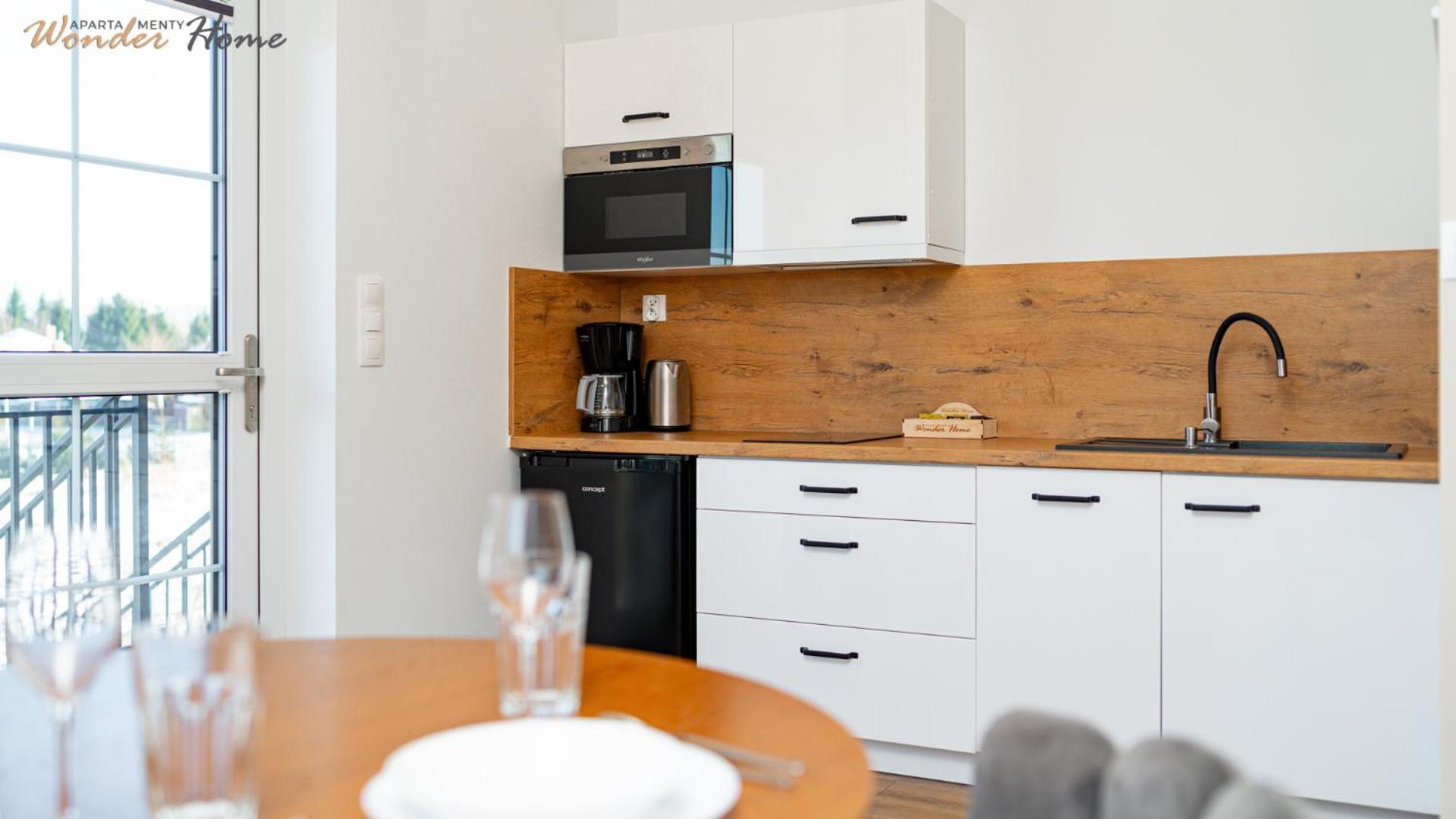Wonder Home - Apartamenty Halo Karkonosze Z Ogrodem, Sezonowym Basenem, Placem Zabaw I Widokiem Na Sniezke - Zlokalizowane Blisko Karpacza ミスワコビツェ エクステリア 写真